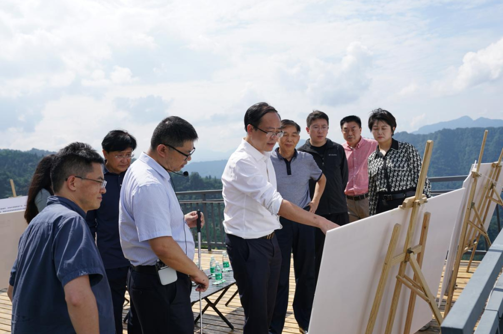 省德扑之星集团外部董事调研峨眉山太阳谷文旅康养项目